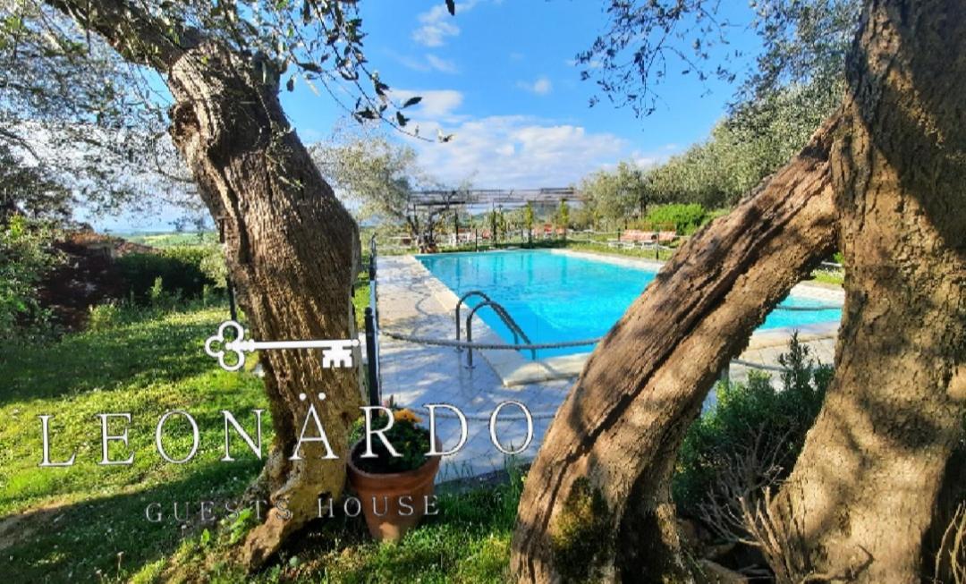 Leonaerdo Guests House Apartamento Panicale Exterior foto