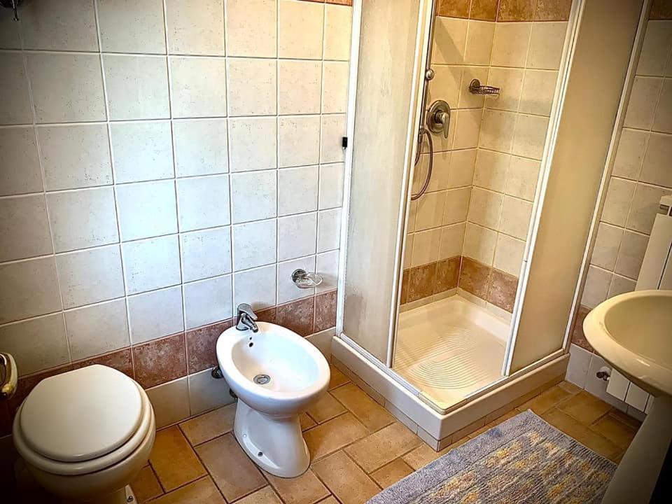 Leonaerdo Guests House Apartamento Panicale Quarto foto